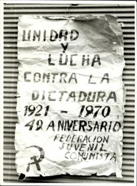 87 - Banderas, carteles comunistas y cubanas izadas en jurisdicción de la Pcia. de Bs. As.
